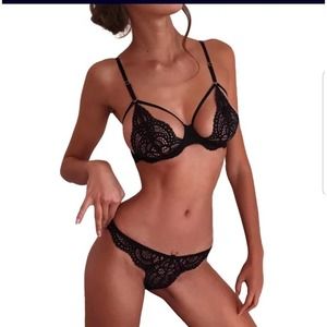 Cut Out Bra and Panty Set
